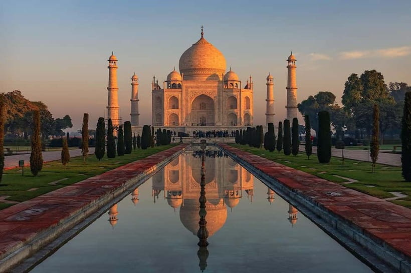 Jaipur: Tajmahal Sunrise Tour with Fatehpur Sikri & Abhaneri - Sunrise at the Taj Mahal