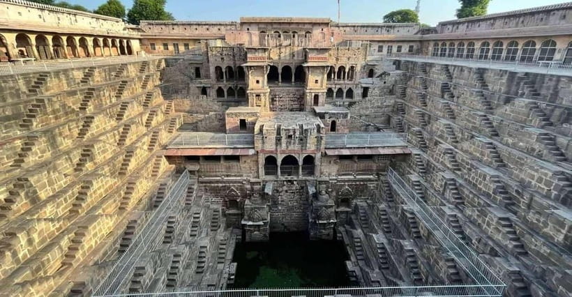 Jaipur: Tajmahal Sunrise Tour with Fatehpur Sikri & Abhaneri - FAQ