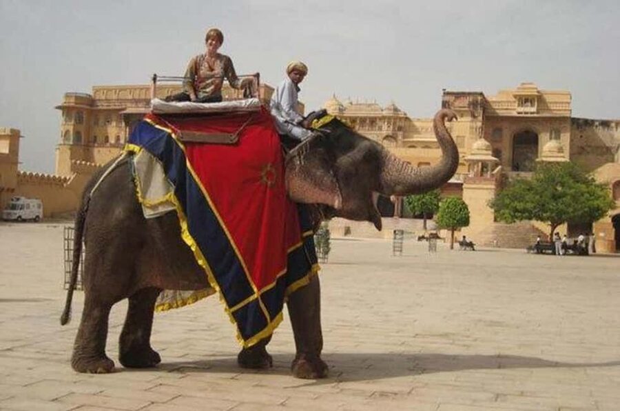 Jaipur Tour ( Pink City ) by Car From Delhi - All Inclusive - Jantar Mantar makes astronomy part of the day