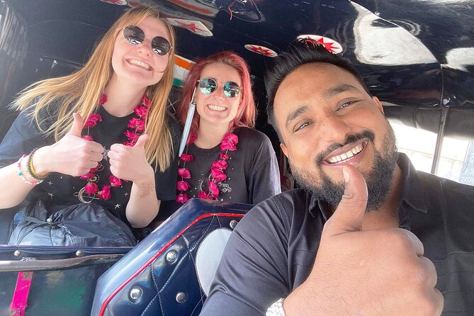 Jaipur Tuk Tuk Sightseeing Tour with Monkey Temple Sunset View - Hawa Mahal: the Palace of Breeze