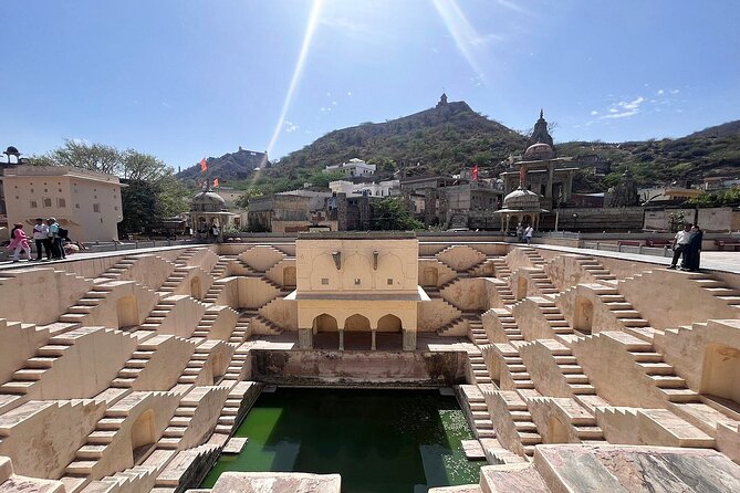 Jaipur Tuk Tuk Sightseeing Tour with Monkey Temple Sunset View - Amer: the day’s second major palace visit
