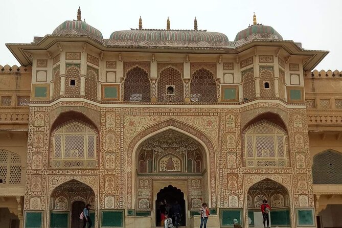 Private 6-Day Golden Triangle Tour: Delhi, Agra, Jaipur by Car - Abhaneri: a welcome change from the big cities