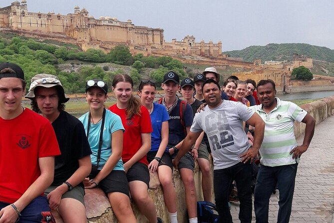 Private Full Day Jaipur Tour by Tuk-Tuk - Hawa Mahal: A final stop at the Palace of Breeze
