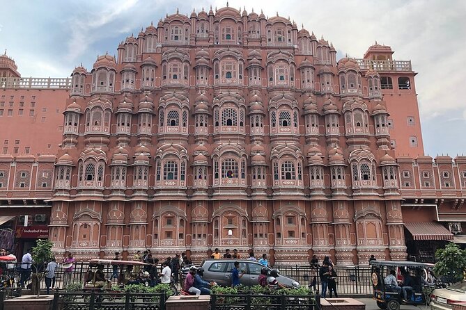 Private Full-Day Sightseeing Tour of Jaipur’s Heritage by Car - A short look at Jal Mahal