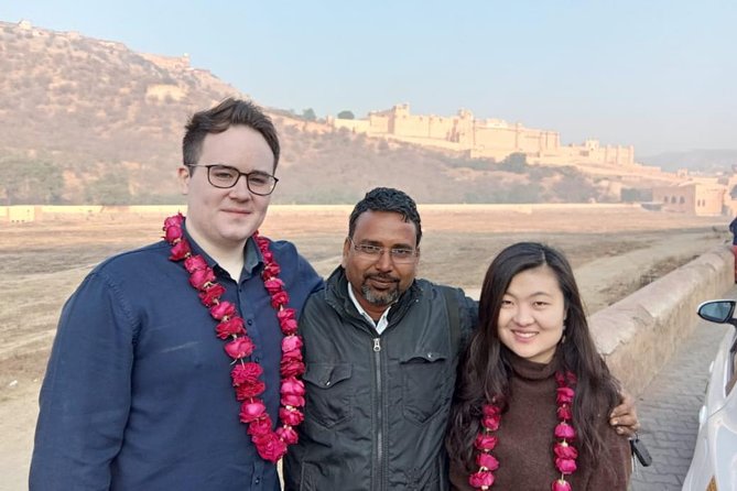 Private Guided Sightseeing Tour of Jaipur Highlights - Two hours at Amer Fort