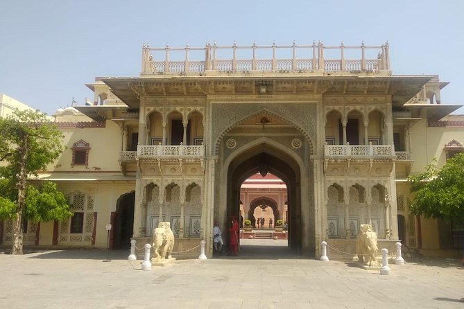 Private Jaipur Full One Day Tour In Pink City With Guide - Hawa Mahal and the first look at Jaipur