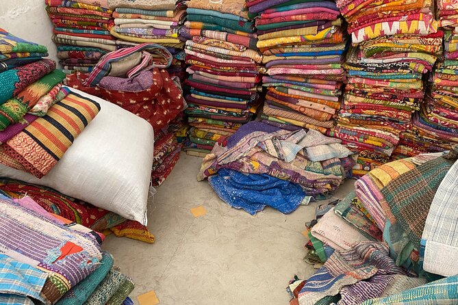 Private Shopping Tour in Jaipur - What $16 covers, and what it does not