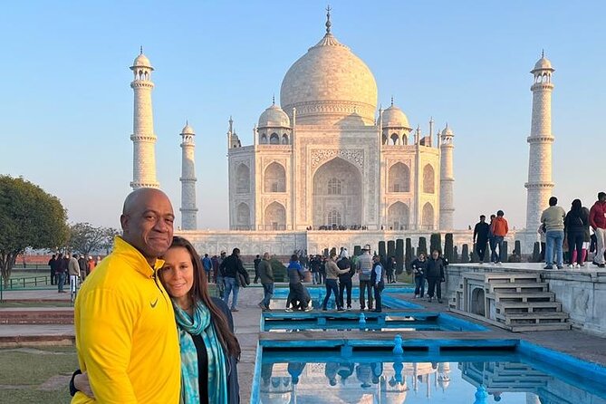 Private Skip The Line Taj Mahal Sunrise Tour - Ticket & Guide - Agra Fort’s palaces and courtyards