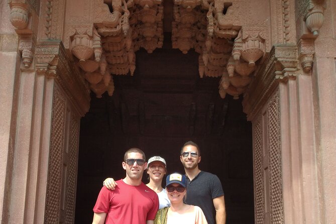 Private Tour of Taj mahal and Agra Fort with Guide & Entry Ticket - At the Taj Mahal: time for the details