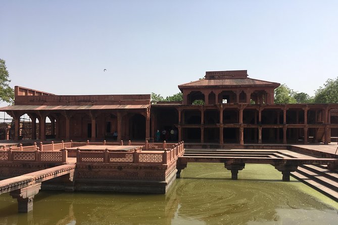 Private Transfer From Agra To Jaipur with Fatehpur Sikri - The first leg from Agra