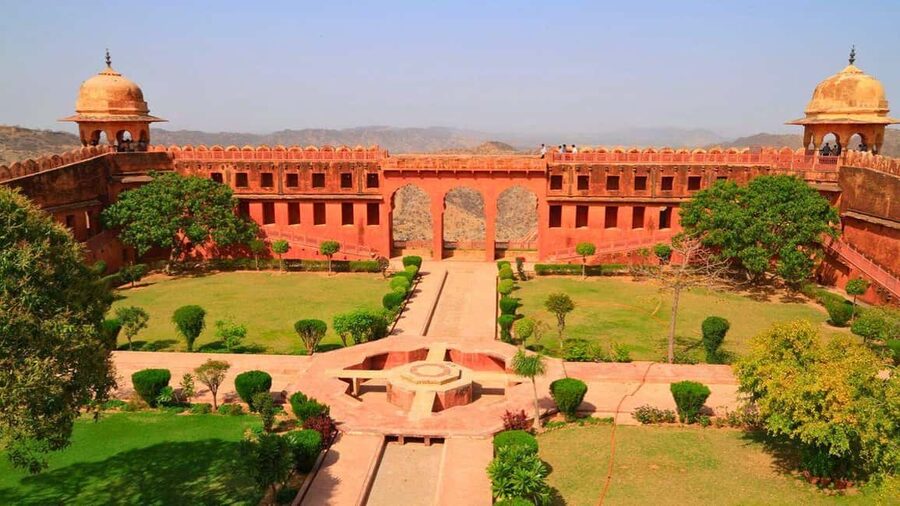 Same Day Jaipur Tour from Delhi by Car or Train - A long Delhi to Jaipur day