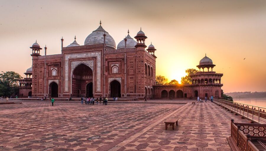 Same Day Taj Mahal, Agra Fort & Baby Taj Tour from Jaipur - Breakfast, lunch, and the fine print on meals
