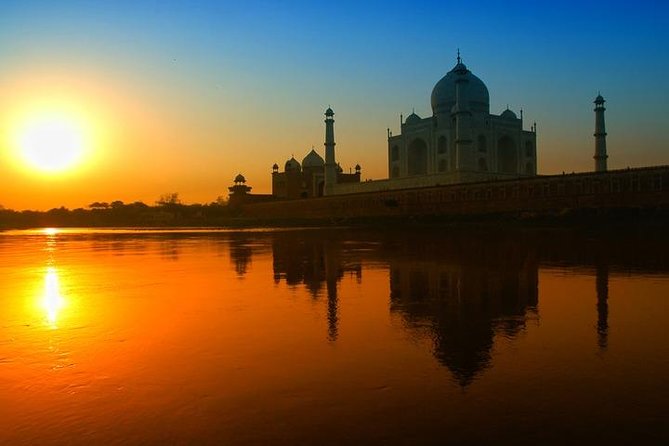 Skip The Line Private Taj Mahal & Agra Fort Day Tour By Car - Breakfast between the monuments