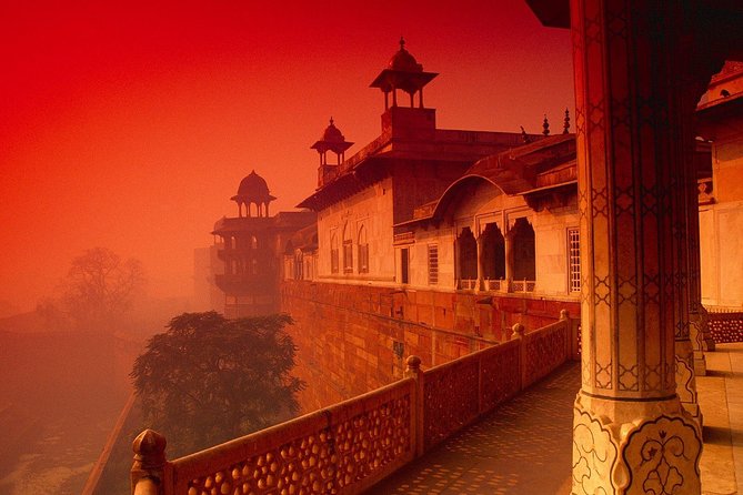 Skip The Line: Taj Mahal Tour From Jaipur With Drop At New Delhi - Leaving Jaipur in a private car