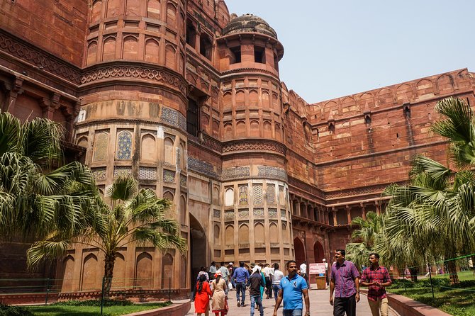 Taj Mahal, Agra Fort, Baby Taj & Mehtab Bagh Private City Tour - Who should book this Agra tour
