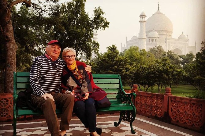 Taj Mahal Sunrise & Sunset All Inclusive Private Luxury Agra Tour - Agra Fort’s red sandstone rooms