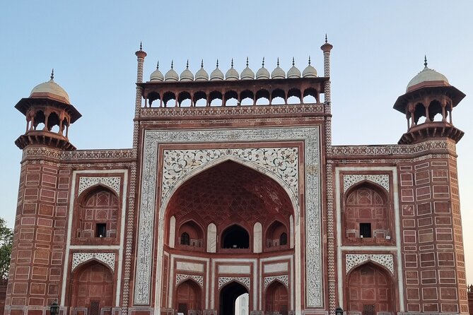 Taj Mahal Sunrise Tour - Weather, crowds and the early start
