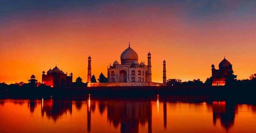 Taj Mahal Sunset View or Morning View Tour with Hotel Pickup - Is $9 good value?