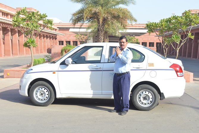 Taj Mahal Tour from Jaipur by Car - Private Day Trip - Agra Fort: the imperial counterpoint